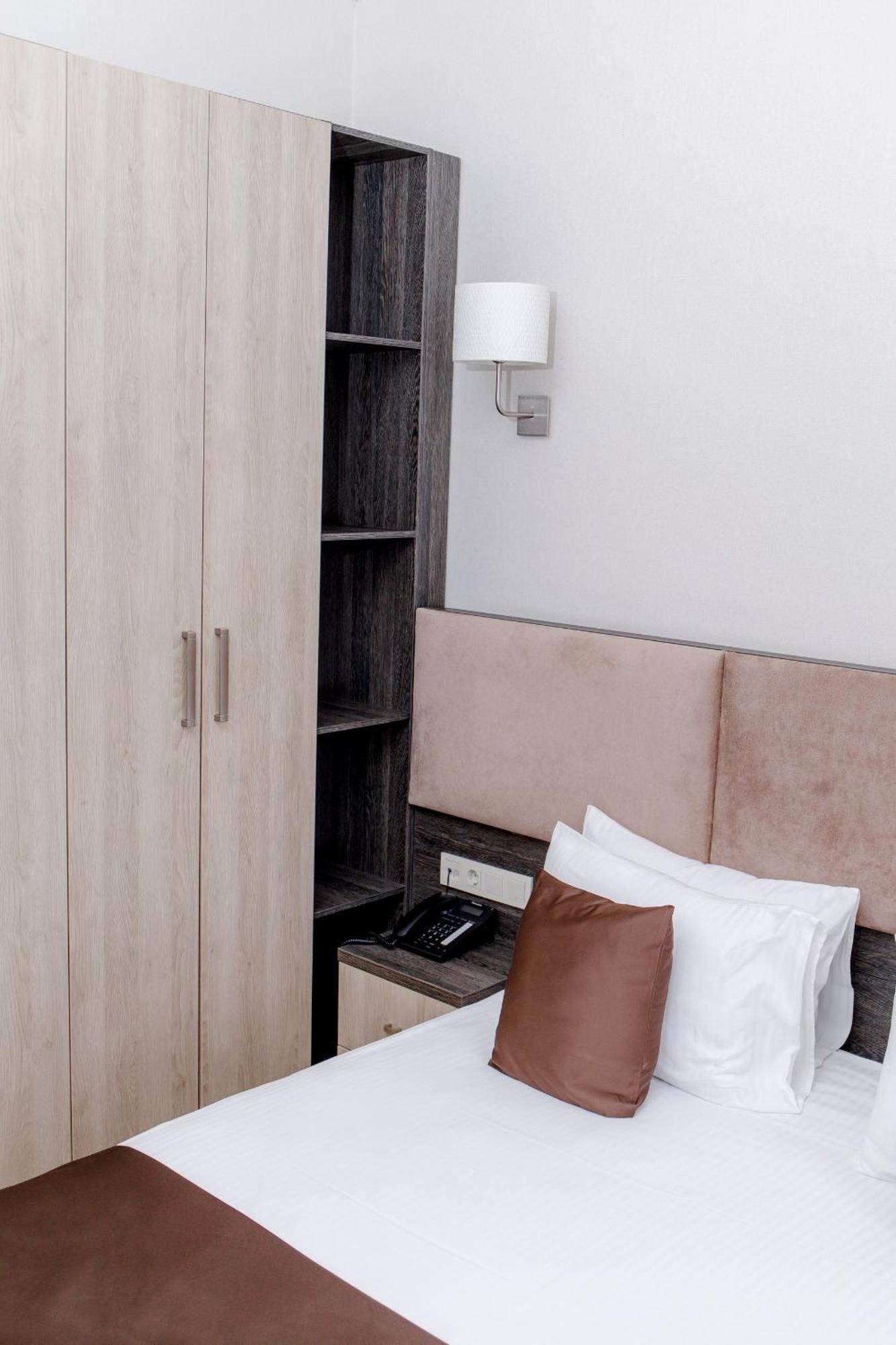Infinity Plaza Hotel Aτιράου Εξωτερικό φωτογραφία