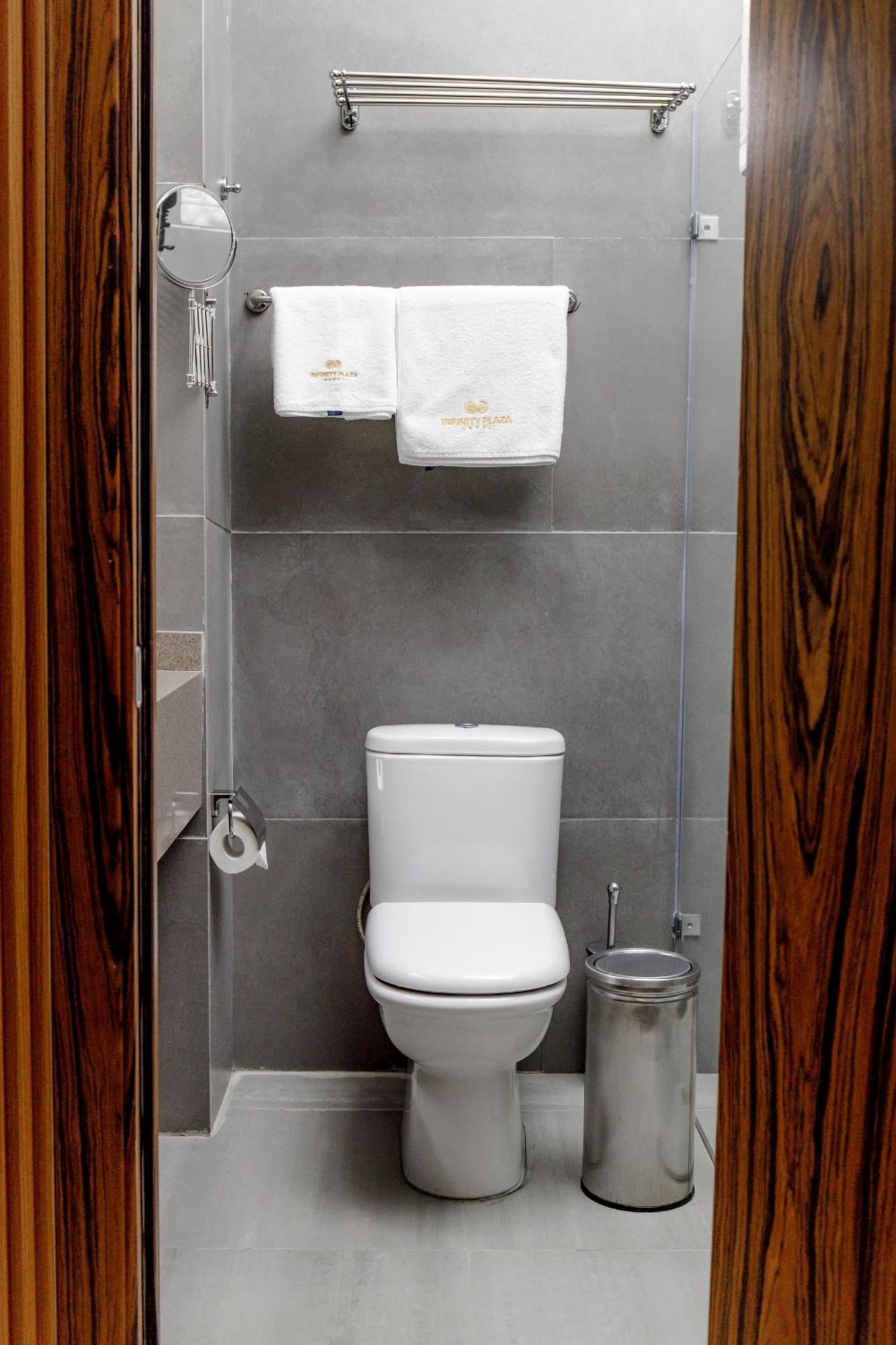 Infinity Plaza Hotel Aτιράου Εξωτερικό φωτογραφία